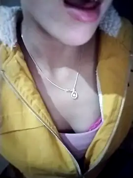 Snapshot of iam-eli chatting on 12.16.25 iam-eli online show from 12.16.25