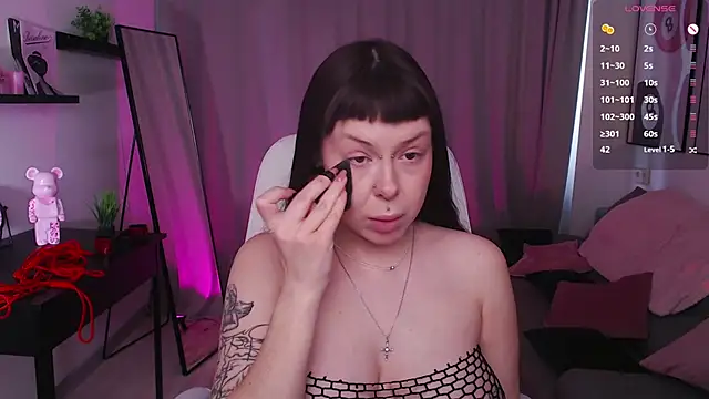 Eliza Bennet online show from 03.06.26