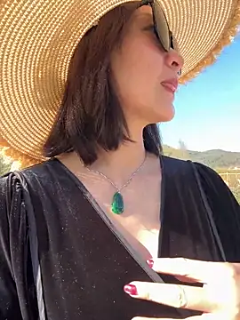 Snapshot of A-ZJunn chatting on 02.20.26 A-ZJunn online show from 02.20.26