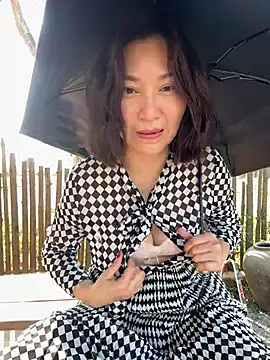 Snapshot of A-ZJunn chatting on 02.22.26 A-ZJunn online show from 02.22.26