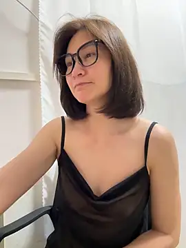 Snapshot of A-ZJunn chatting on 02.28.26 A-ZJunn online show from 02.28.26