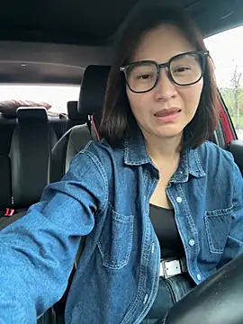 Snapshot of A-ZJunn chatting on 03.02.26 A-ZJunn online show from 03.02.26