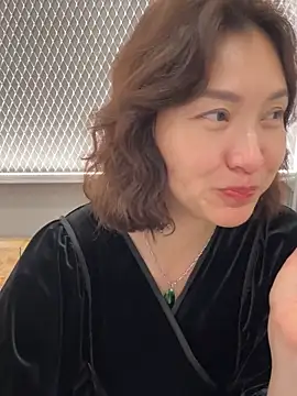 Snapshot of A-ZJunn chatting on 03.21.26 A-ZJunn online show from 03.21.26