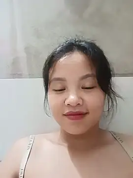 Snapshot of Pretty-haert chatting on 07.25.26 Pretty-haert online show from 07.25.26