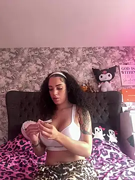 Babygirlmarie1999 online show from 06.17.26