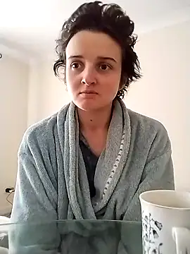 Amy01112 online show from 04.22.26