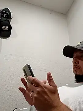 Lalin2323 online show from 02.11.26