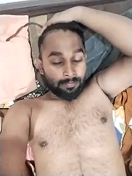 Snapshot of hottyraja69 chatting on 12.14.25 hottyraja69 online show from 12.14.25