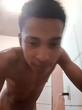 Snapshot of Negok1ng17cm chatting on 12.05.25 Negok1ng17cm online show from 12.05.25