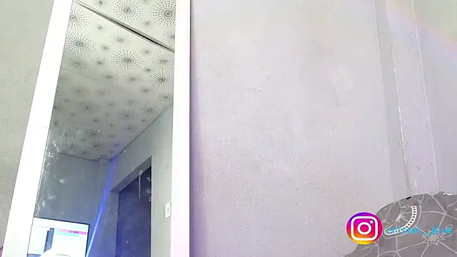 Snapshot of cristal__blue chatting on 12.19.25 cristal blue online show from 12.19.25