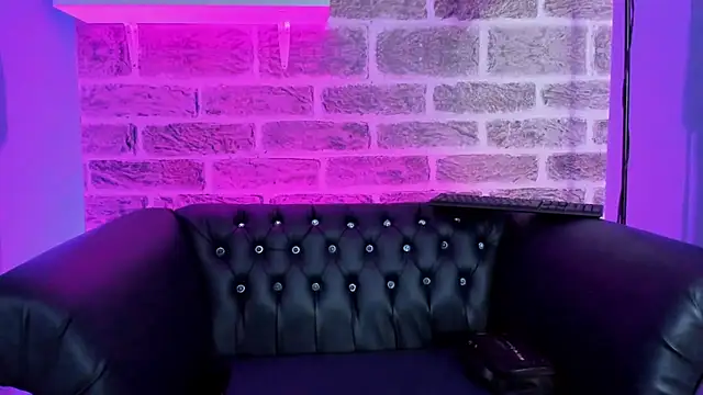 Ariana collinss online show from 06.10.26