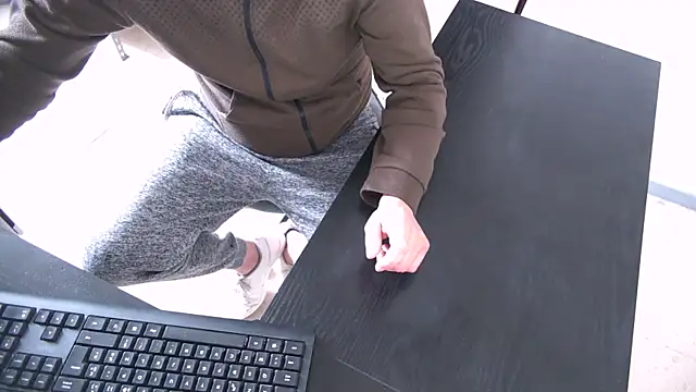 Snapshot of TRESBONNEBITE chatting on 02.13.26 TRESBONNEBITE online show from 02.13.26