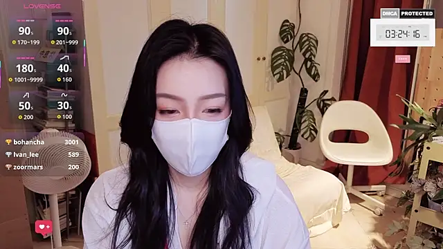 nayomi 34f online show from 04.24.26