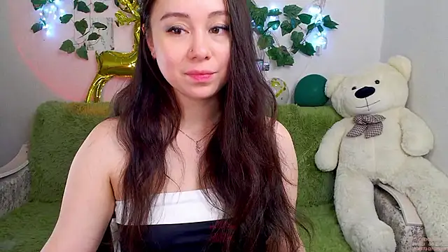 Snapshot of AlinaEleven chatting on 02.05.26 AlinaEleven online show from 02.05.26