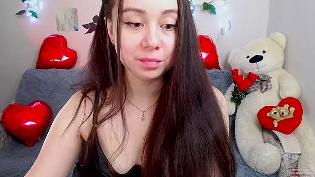 Snapshot of AlinaEleven chatting on 02.15.26 AlinaEleven online show from 02.15.26