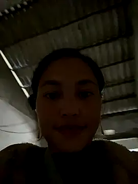 Snapshot of Lilik2 chatting on 12.04.25 Lilik2 online show from 12.04.25