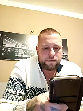 Snapshot of Chiemsee610 chatting on 12.02.25 Chiemsee610 online show from 12.02.25