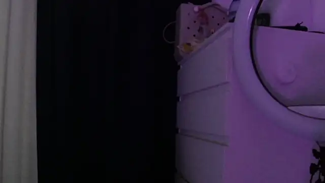 LucyRayy online show from 02.12.26