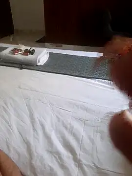 Snapshot of imurnee chatting on 12.03.25 imurnee online show from 12.03.25