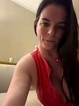 Snapshot of SexySel chatting on 12.01.25 SexySel online show from 12.01.25