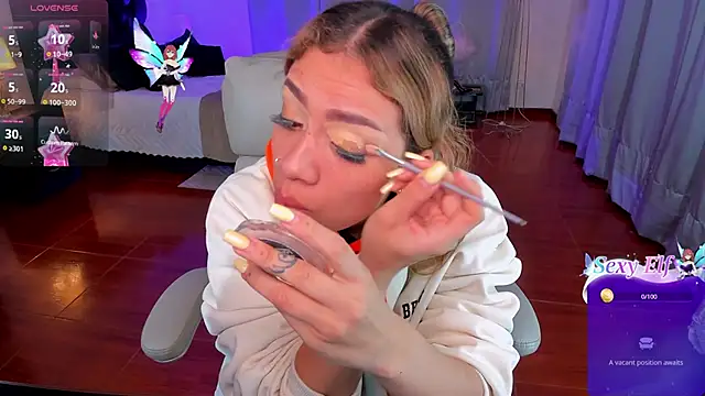 Zara Wolf  online show from 02.03.26