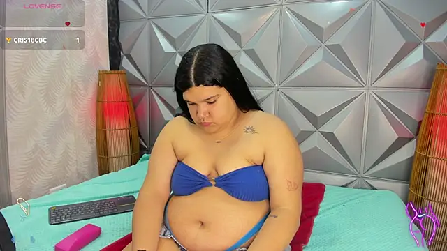 Snapshot of Danna_Monrooe chatting on 12.16.25 Danna Monrooe online show from 12.16.25