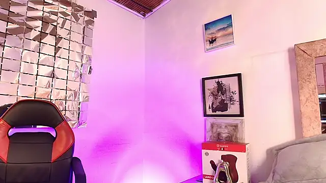 ElenaLauren online show from 04.25.26