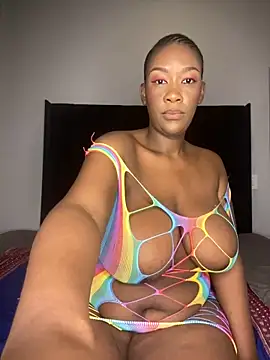 Snapshot of GiantClithpee chatting on 03.22.25 GiantClithpee online show from 03.22.25