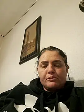 Snapshot of gini92 chatting on 02.02.26 gini92 online show from 02.02.26