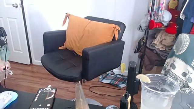 Longdforya online show from 04.23.26