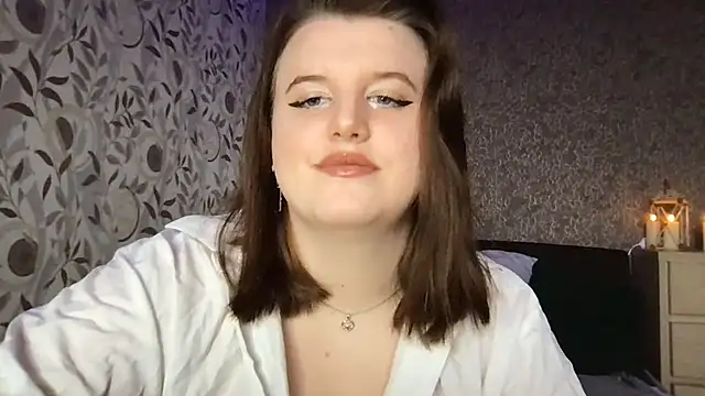 Snapshot of KrisToday chatting on 12.03.25 KrisToday online show from 12.03.25