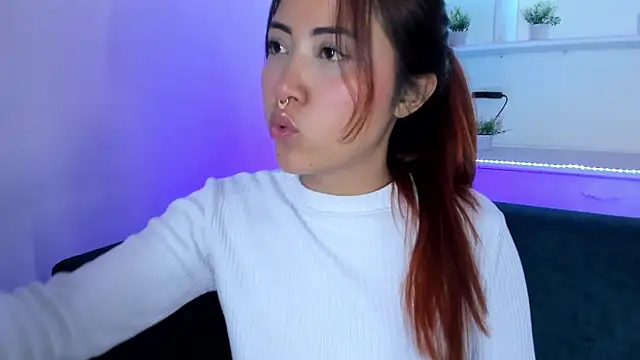 Snapshot of Saelivrae chatting on 03.19.26 Saelivrae online show from 03.19.26