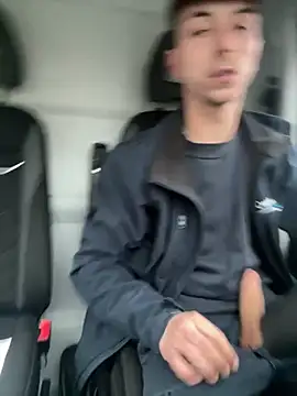 Snapshot of Davide9910x chatting on 02.28.26 Davide9910x online show from 02.28.26