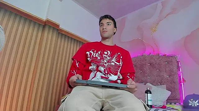 Snapshot of jack__baby_ chatting on 12.17.25 jack baby online show from 12.17.25