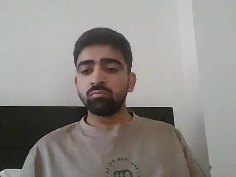 Snapshot of Jahaan2243 chatting on 12.14.25 Jahaan2243 online show from 12.14.25