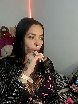 Sophialewuis online show from 12.03.25