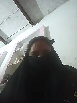 Snapshot of Your-shreya143 chatting on 12.05.25 Your-shreya143 online show from 12.05.25