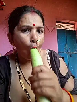 Your-shreya143 online show from 07.24.26