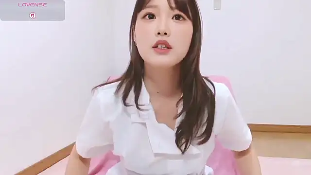 Snapshot of mashiro-desu chatting on 12.15.25 mashiro-desu online show from 12.15.25