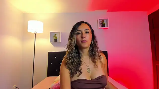 Victoria Rose  online show from 05.11.26