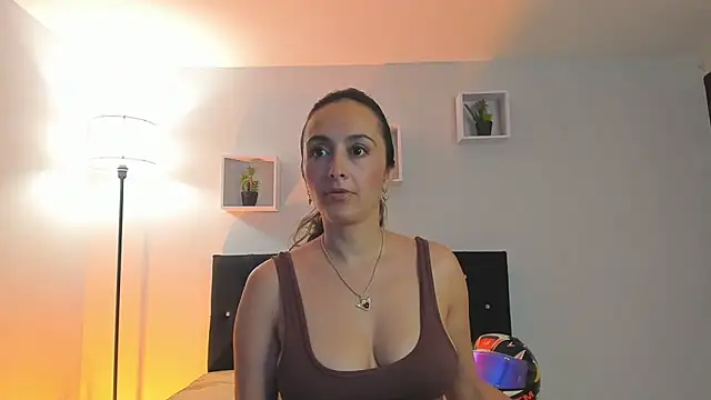 Victoria Rose  online show from 06.29.26