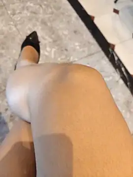 Miky Lyn online show from 02.18.26