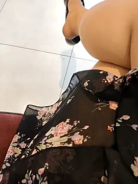 Miky Lyn online show from 03.14.26