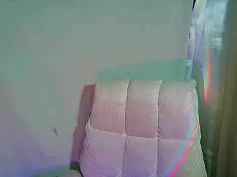 Snapshot of msrubyx chatting on 12.19.25 msrubyx online show from 12.19.25