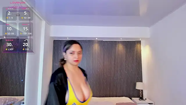 TiffanyHoustton online show from 06.27.26