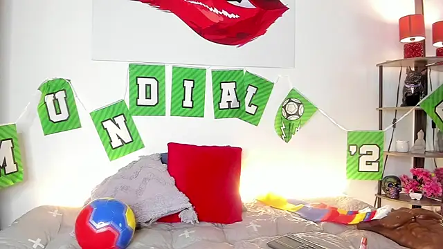 MartiinaEvans online show from 06.16.26