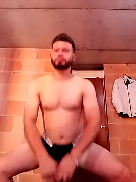 Snapshot of MaxSteel_x chatting on 12.15.25 MaxSteel x online show from 12.15.25