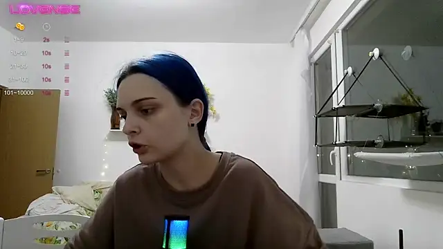 kawaii lavinaa online show from 12.05.25