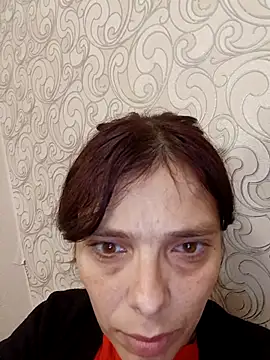 Snapshot of AnnaKissMee chatting on 12.05.25 AnnaKissMee online show from 12.05.25