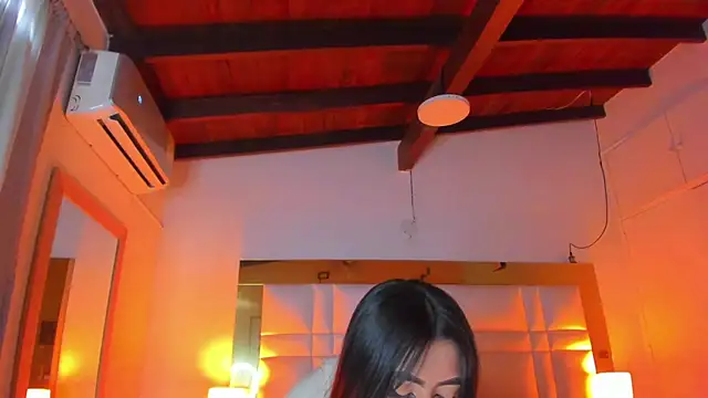 Zoei Moon online show from 07.30.26